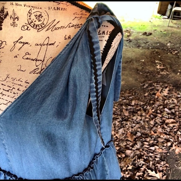 SUGAR LIPS, Jean Tank w/black rickrack - Picture 7 of 10